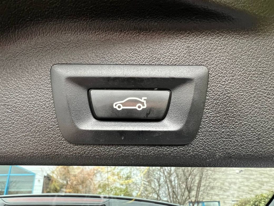 2021 BMW X5 M-SPORT COMPETITION XDRIVE45e 3.0 HYBRID // LEATHER HEATED SEATS // APPLE CARPLAY/ANDROID AUTO // ADJUSTABLE AIR SUSPENSION €49,900