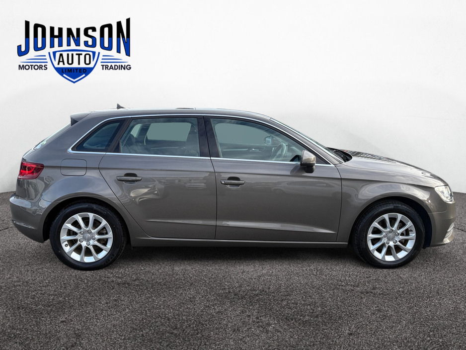 2015 Audi A3 - image 4