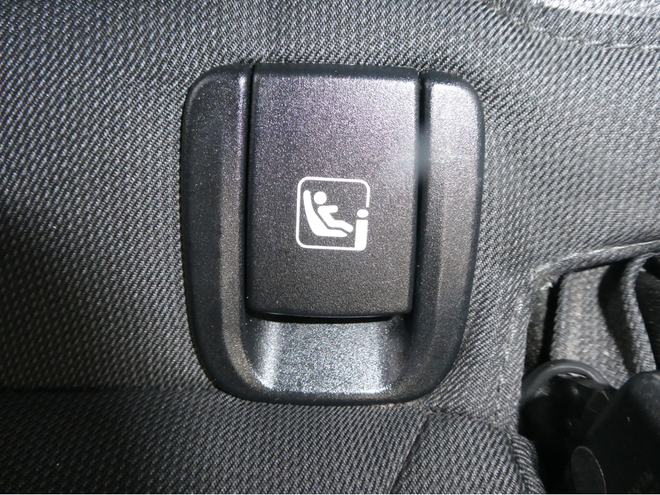 2017 MINI Countryman - image 15