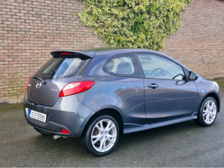 2010 Mazda Mazda2 1.3 TAMURA €2,999