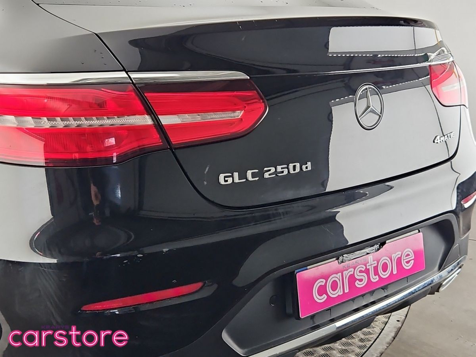 2017 Mercedes-Benz GLC Class - image 15