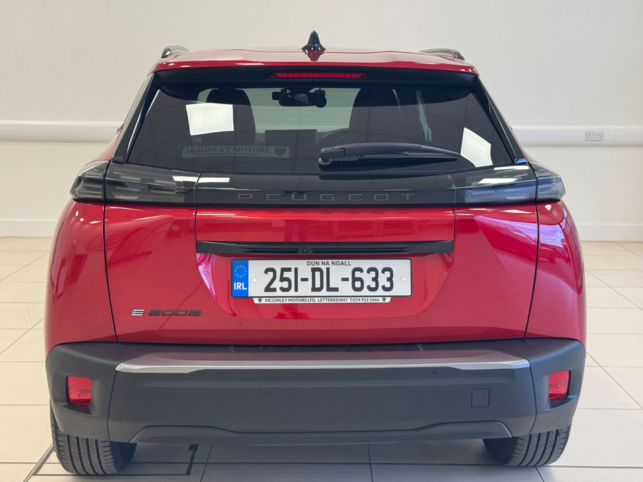 2025 Peugeot 2008 - image 12