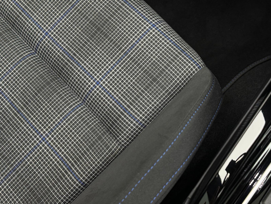 2025 Volkswagen Golf GTE 1.5 PHEV 272HP DSG *PAN ROOF* €47,990