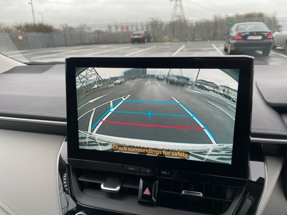 2024 Toyota Corolla Saloon - Top Spec SOL Edition - 1.8 Hybrid - Automatic - 1 Owner - 1 Free Service @ 45,000km // Remote Central Locking // Front Electric Windows // Rear Electric Windows // Electric Mirrors // Heated €33,699