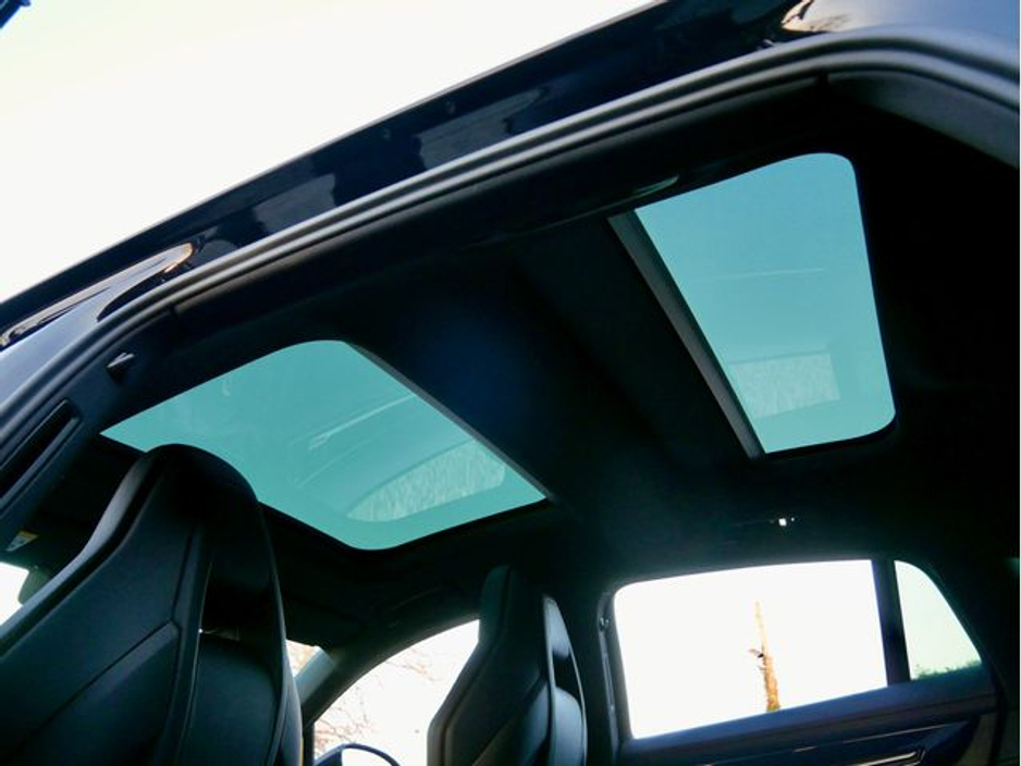 2024 Porsche Panamera - image 30