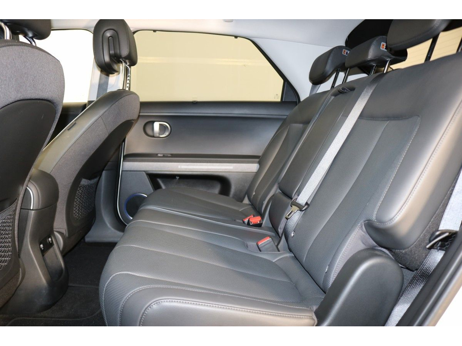 2024 Hyundai Ioniq 5 - image 16