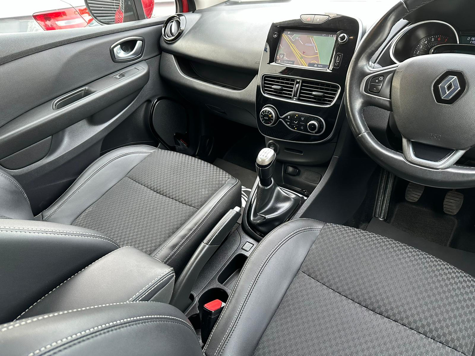 2019 Renault Clio - image 16