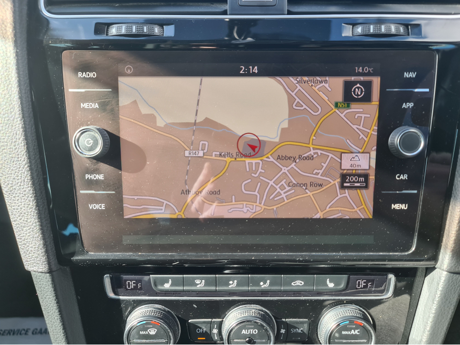 2017 Volkswagen Golf - image 13