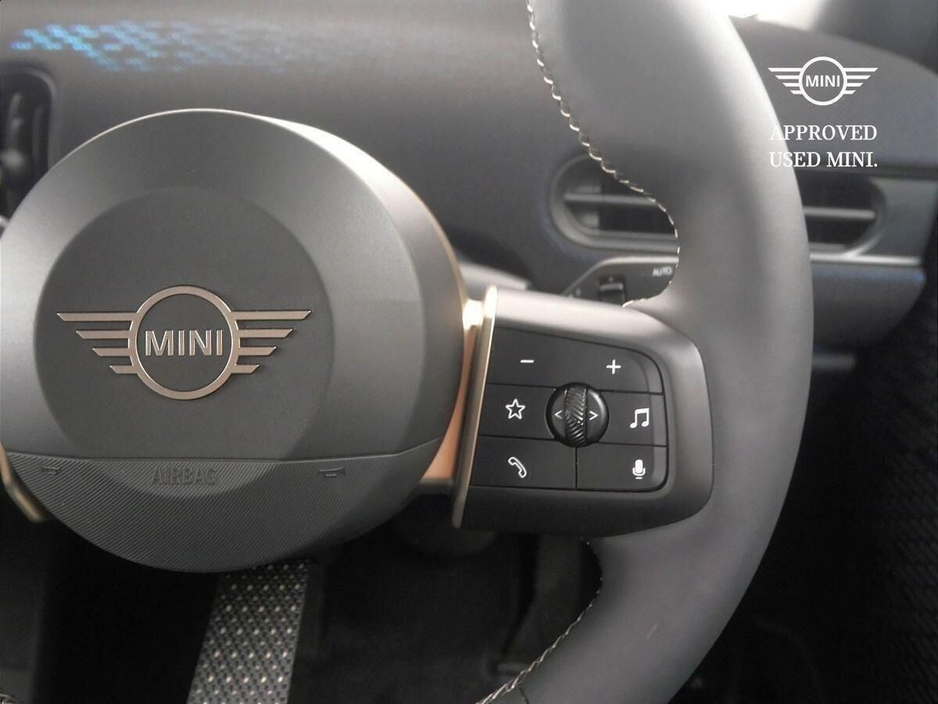 2025 MINI Hatch Cooper C €44,900