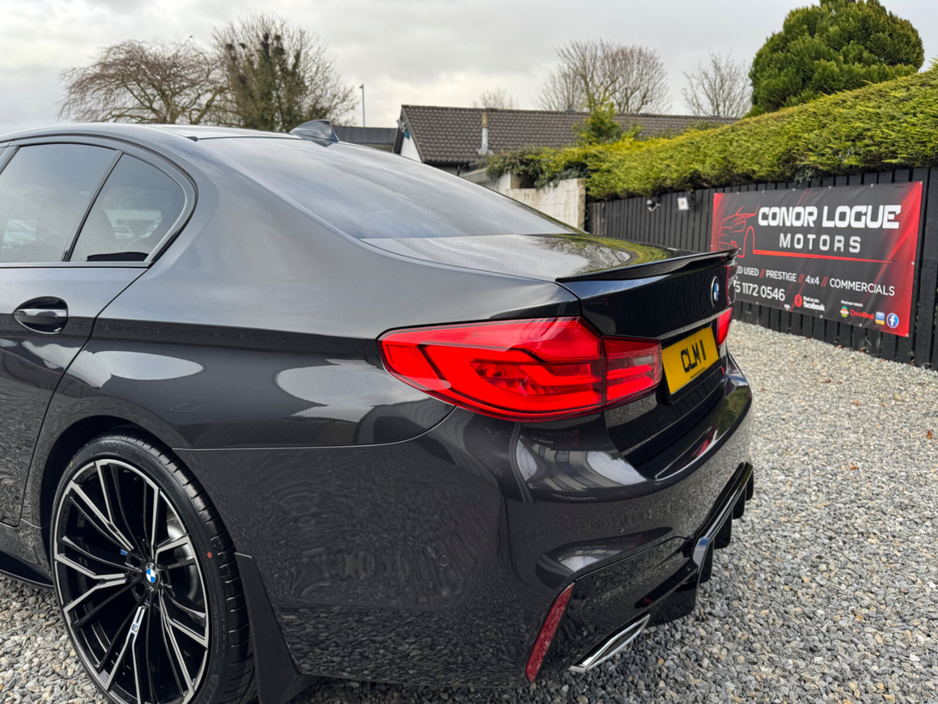 2019 BMW 5 Series - image 28