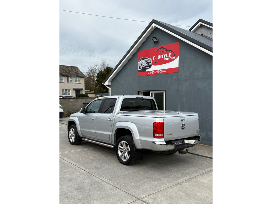 2014 Volkswagen Amarok - image 7