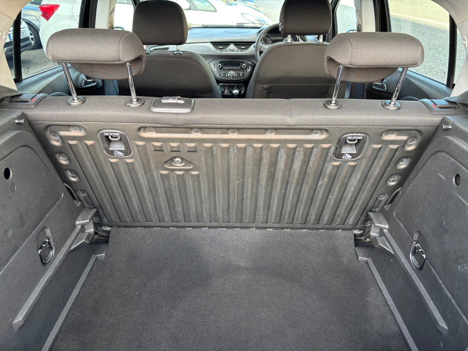 2015 Opel Corsa - image 13