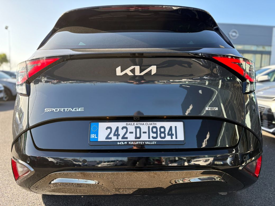 2024 Kia Sportage - image 13