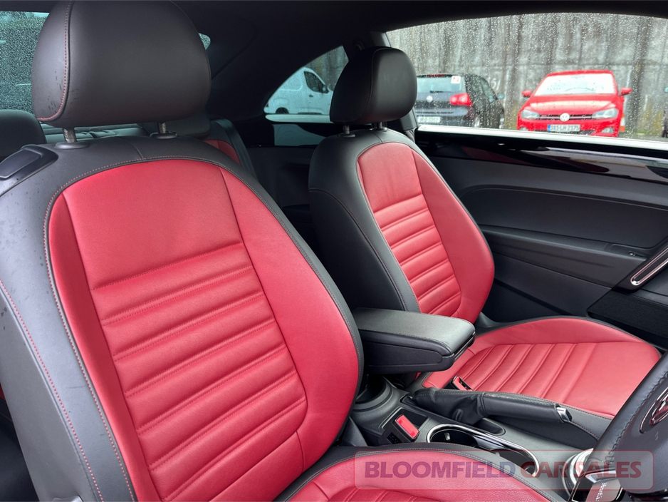 2019 Volkswagen Beetle - image 11