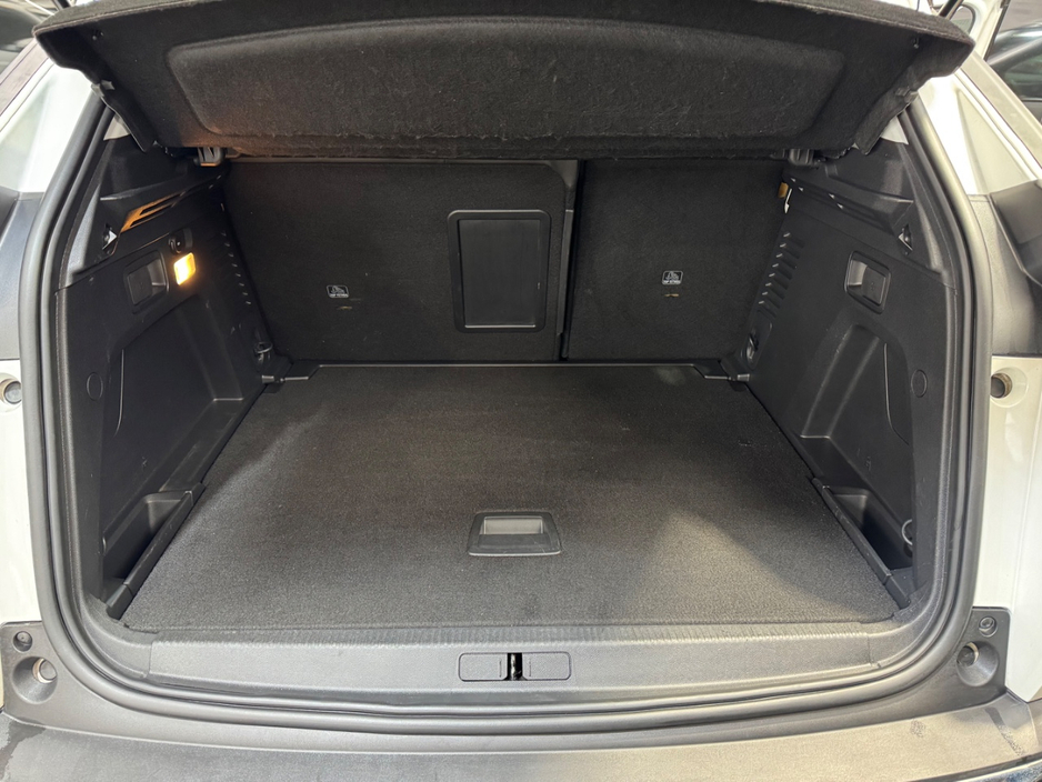 2020 Peugeot 3008 - image 21