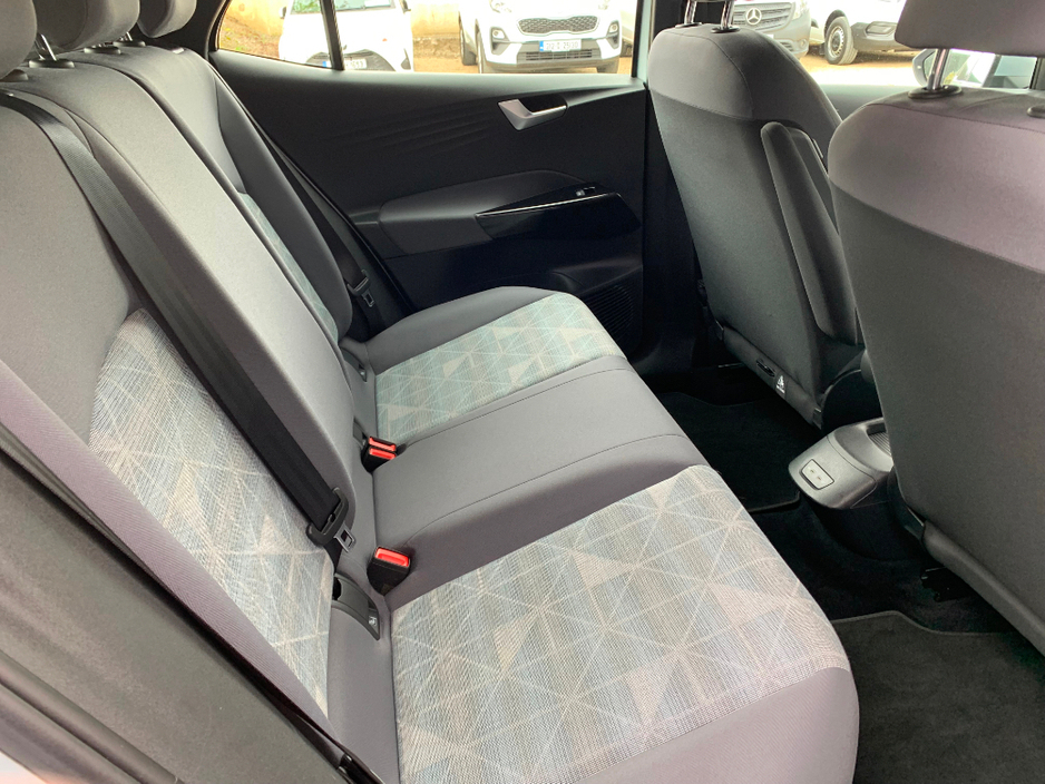 2021 Volkswagen ID.3 - image 14