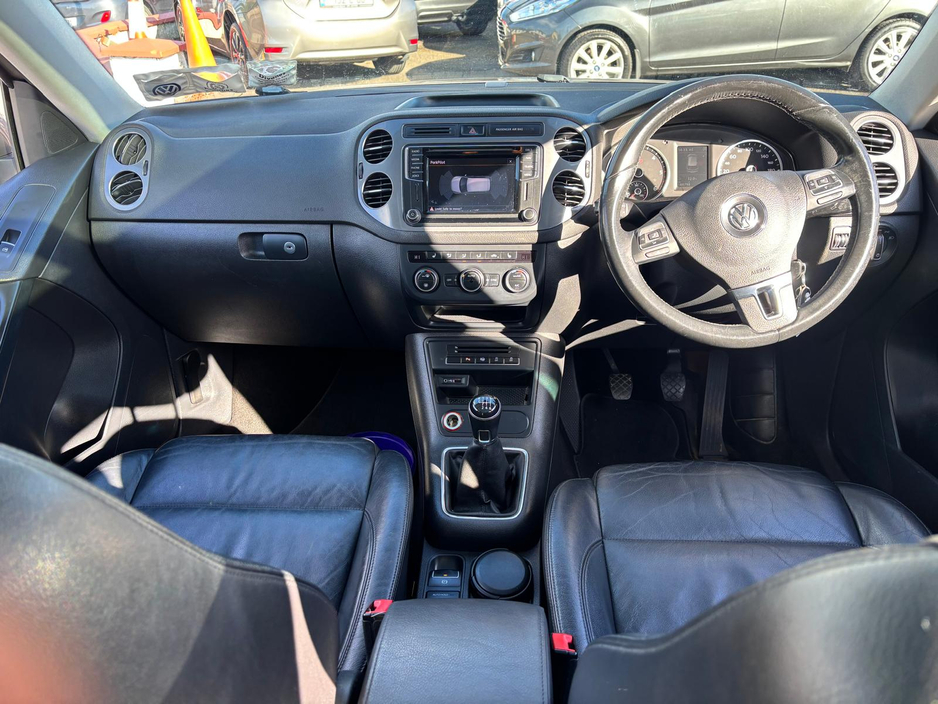 2015 Volkswagen Tiguan - image 6