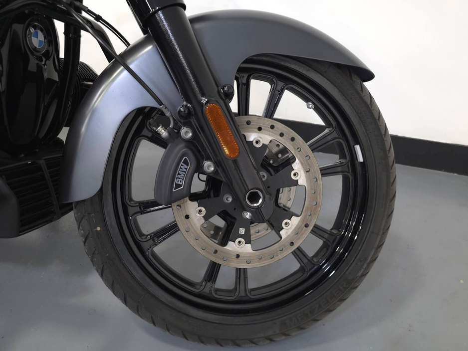 2023 BMW R18 - image 7