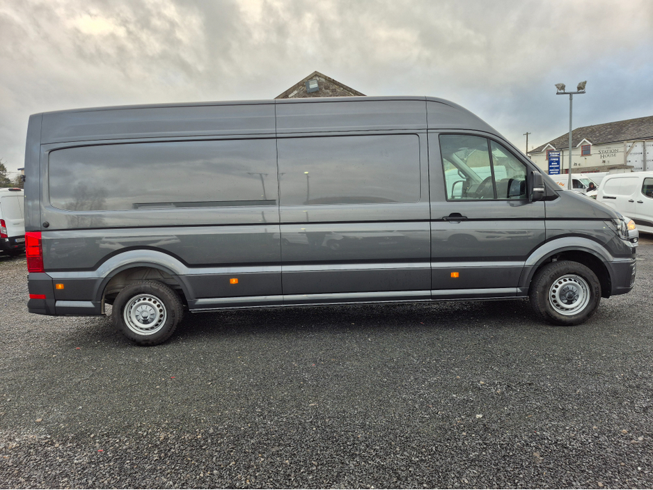 2026 Volkswagen Crafter - image 11