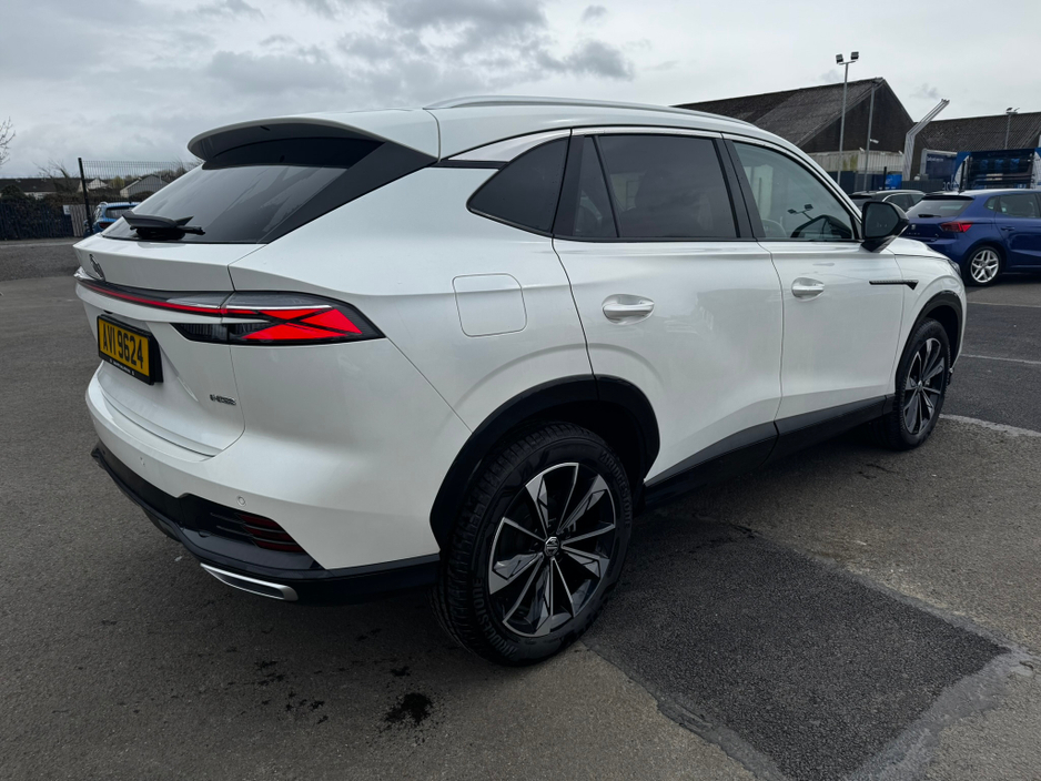 2025 MG HS - image 5