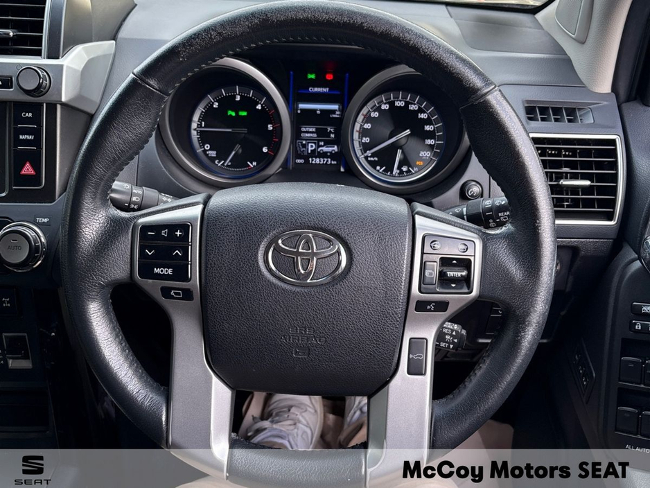 2017 Toyota Landcruiser *SOLD SOLD SOLD* LANDCRUISER PLATINUM 4DR AUTO BUSINESS EDITION *MASSIVE SPECIFICATION* €46,950