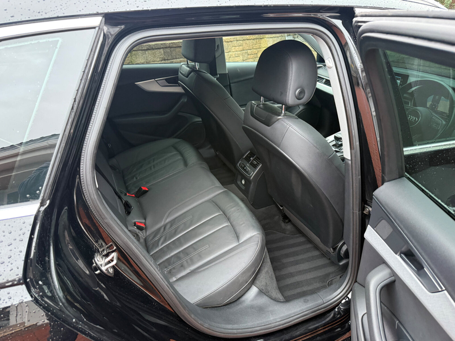 2020 Audi A4 35 TDI 163HP S Tronic SE €25,995