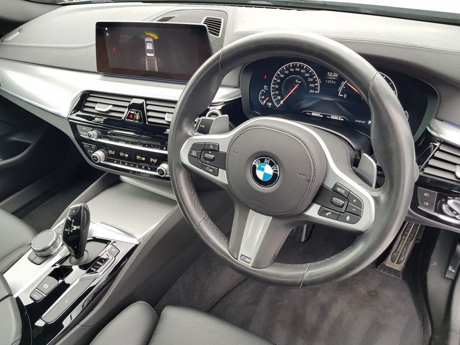 2020 BMW 5 Series 530d M Sport Saloon €35,995