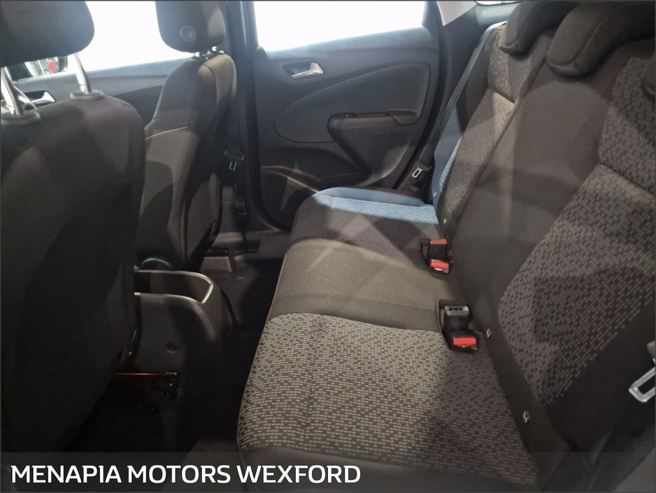 2023 Opel Crossland - image 12