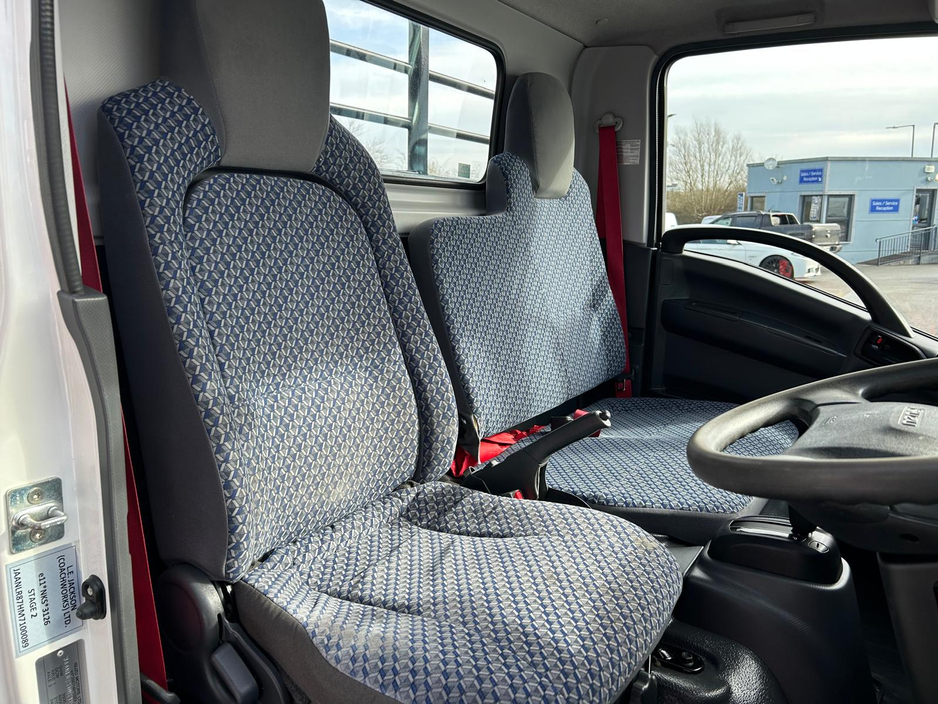 2021 Isuzu Trucks N35 - image 14