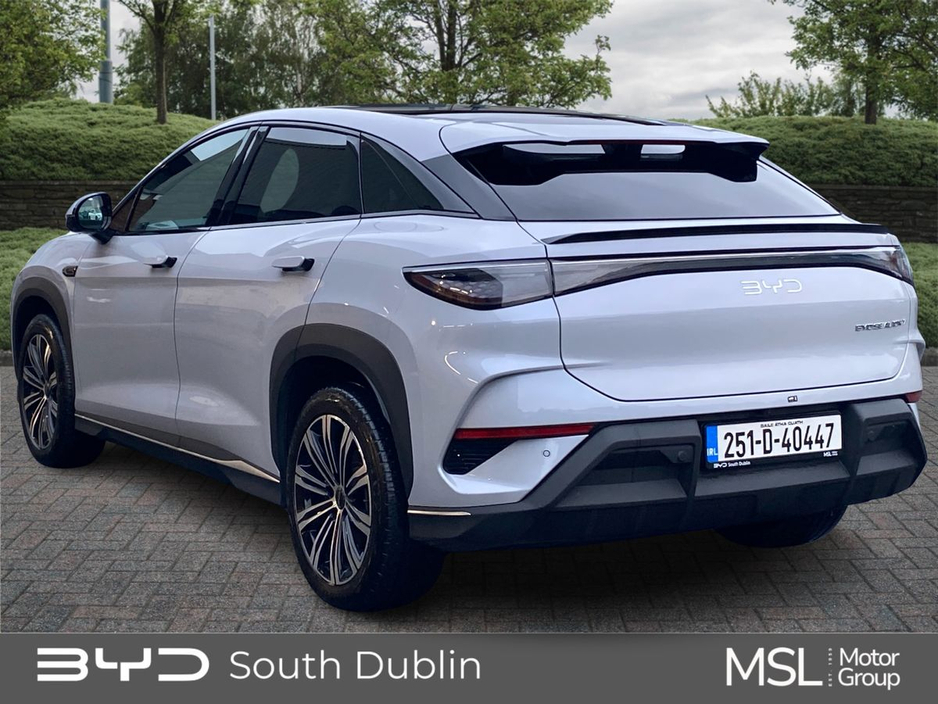 2025 BYD Sealion 7 - image 4