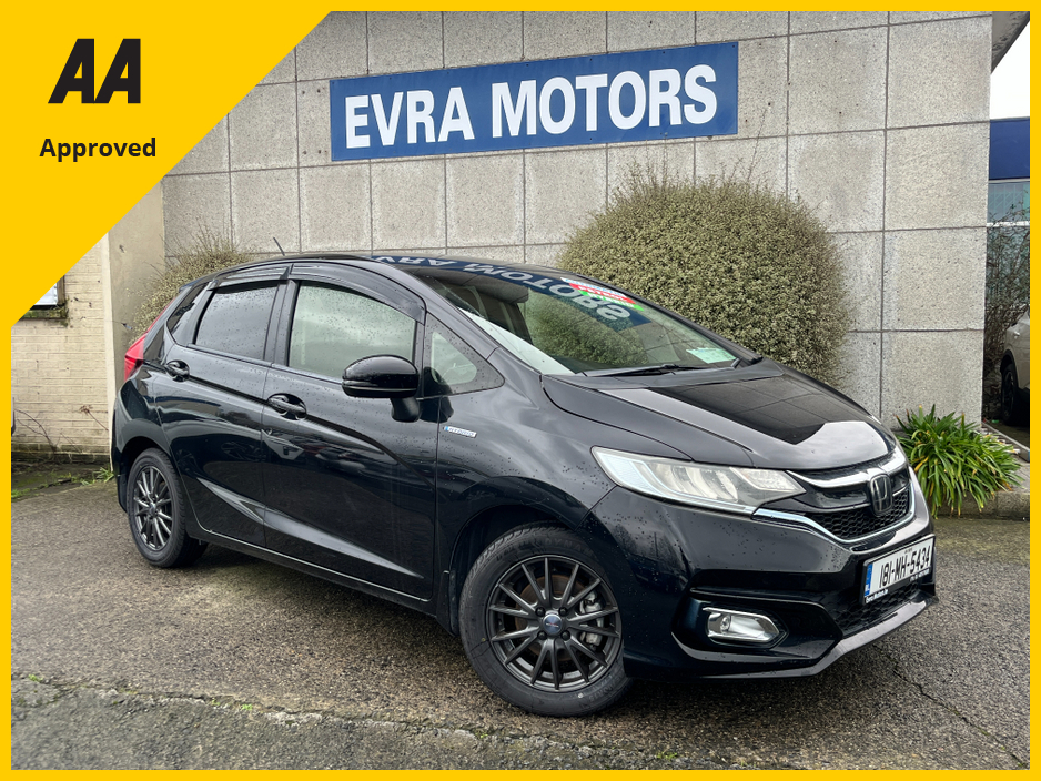 2018 Honda Fit AUTOMATIC HYBRID 1.5 PETROL //HALF LEATHER SEATS//REVERSE CAMERA//KEYLESS ENTRY//ADAPTIVE CRUISE CONTROL// €13,950