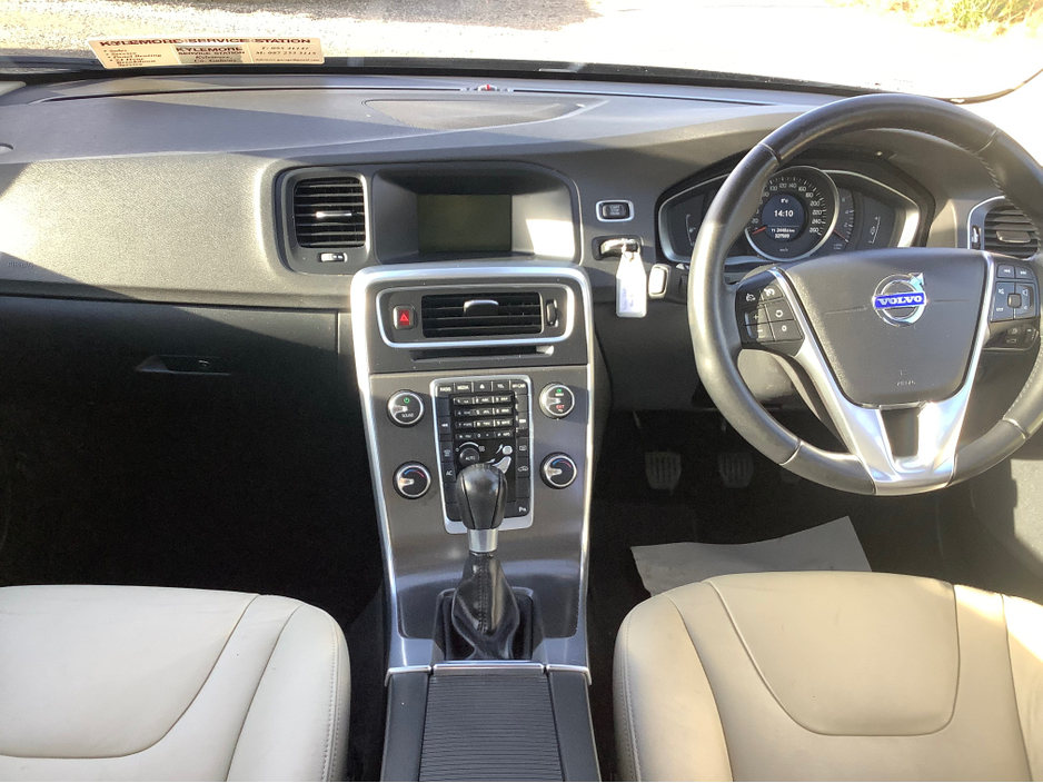 2014 Volvo S60 D2 SE 4DR €5,000