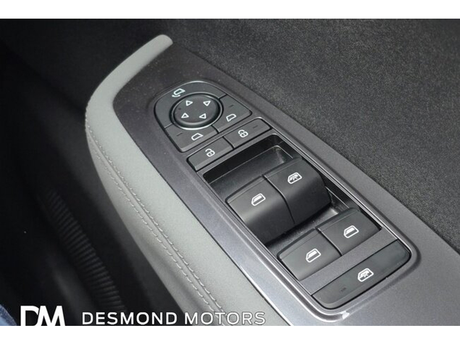 2025 BYD Dolphin SURF BOOST EV €21,800