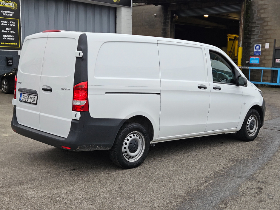 2022 Mercedes-Benz Vito - image 2
