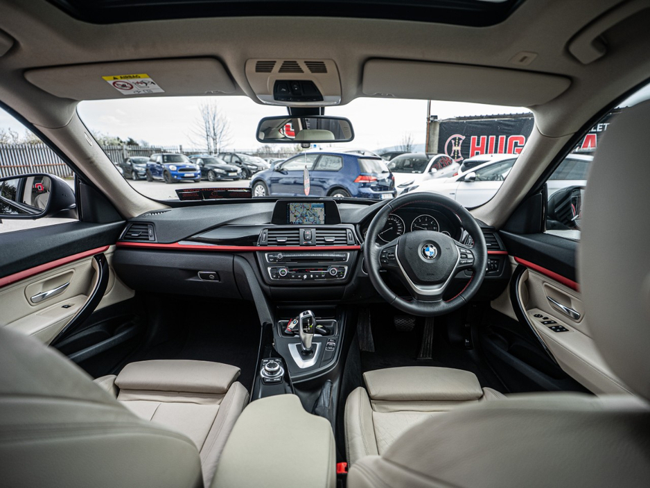 2016 BMW 3 Series - image 21