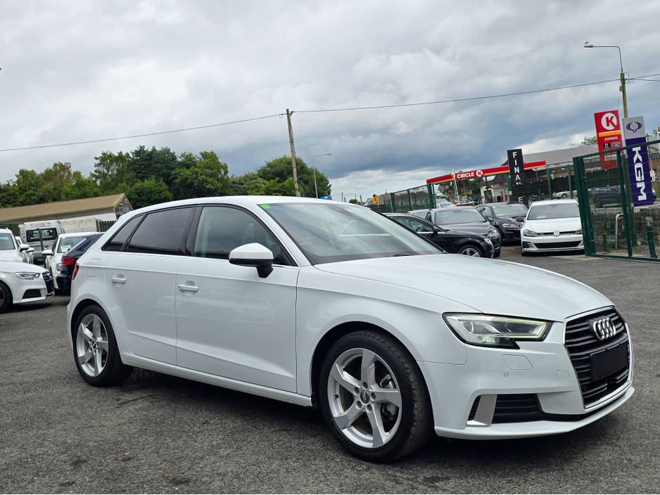 2018 Audi A3 1.4 TFSI -FULL LEATHER PACK SMARTPHONE INTERFACE- SATNAV - VIRTUAL COCKPIT - NAVIGATION REVERSING CAMERA -BLIND SPOT - PARKING SENSORS- LEATHER €21,950