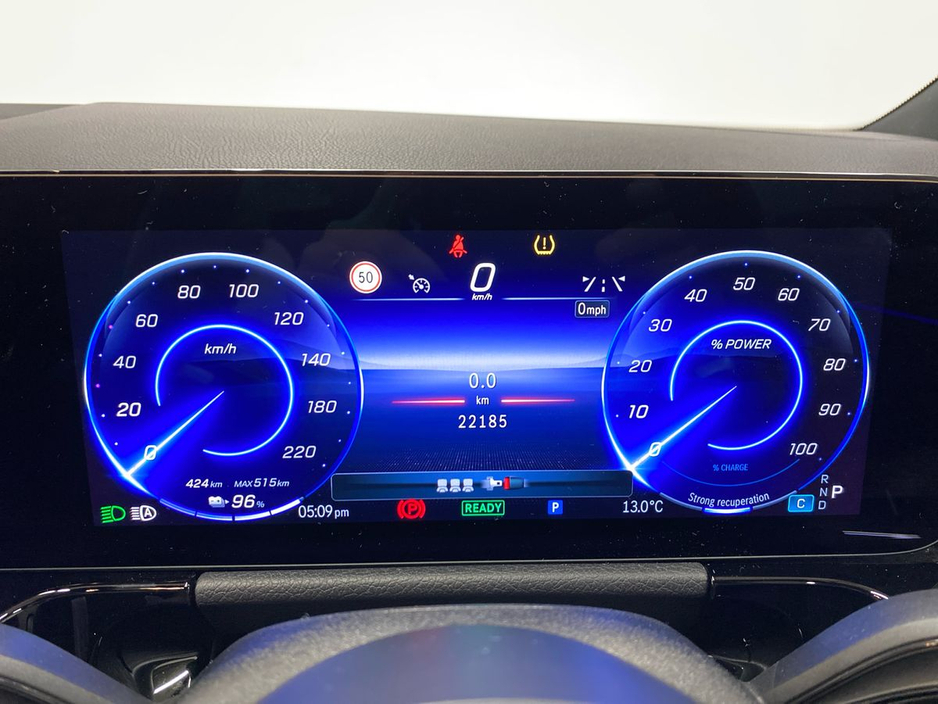 2024 Mercedes-Benz EQA - image 8