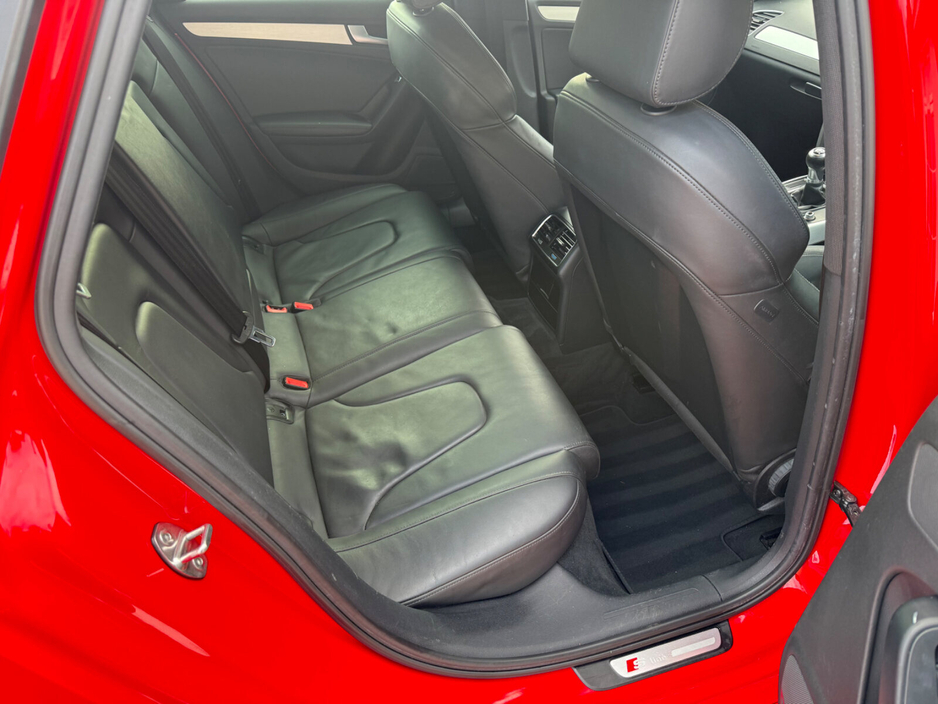 2013 Audi A4 2.0 TDI 177BHP S LINE €8,995