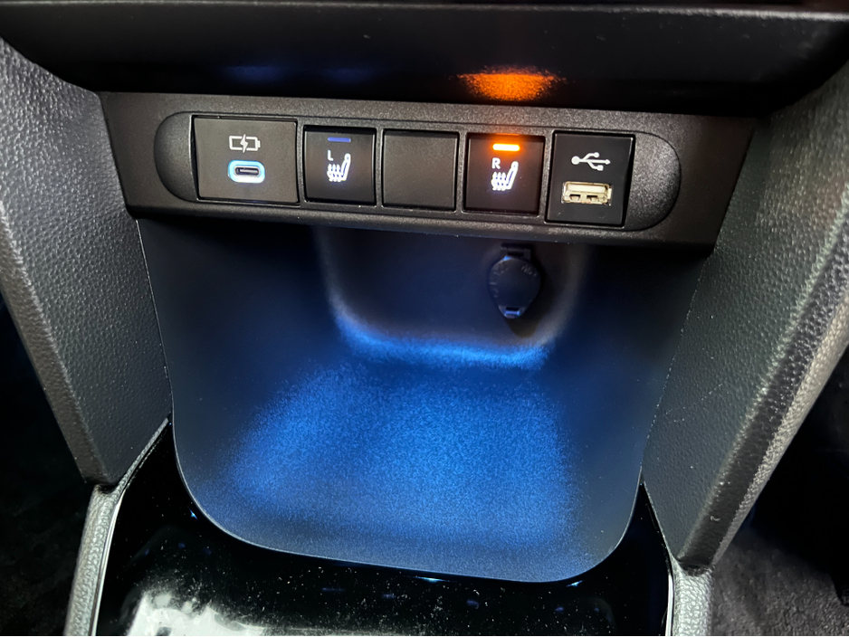 2023 Toyota Yaris Cross Z ADVENTURE HYBRID AUTOMATIC 1.5 PETROL //HEATED SEATS AND STEERING WHEEL//REVERSE CAMERA//ADAPTIVE CRUISE CONTROL// €28,950