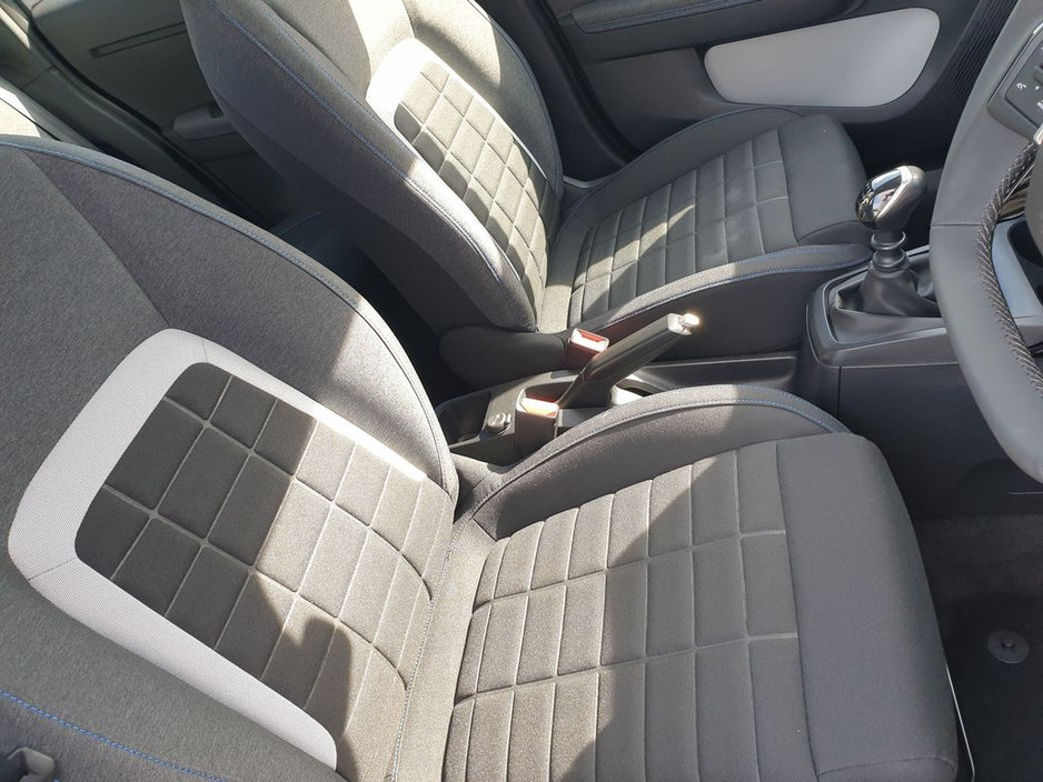 2026 Citroen C3 - image 7