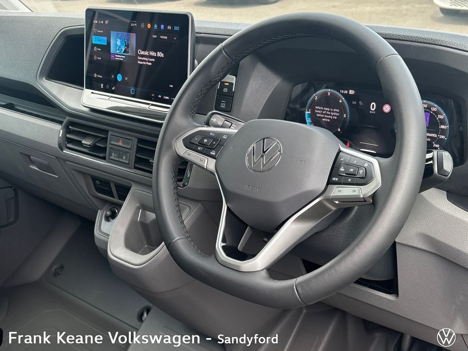 2025 Volkswagen California GRAND CALIFORNIA 600 177BHP AUTO *DEMO MODEL* *APPLE CARPLAY/ANDROID AUTO* *REAR VIEW CAMERA* *FRONT AND REAR PARKING SENSORS* *ELECTRIC PARKING BRAKE* €95,950