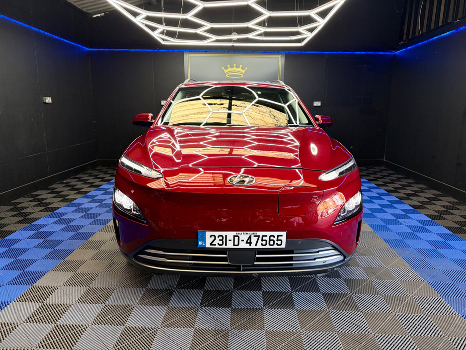 2023 Hyundai Kona - image 4