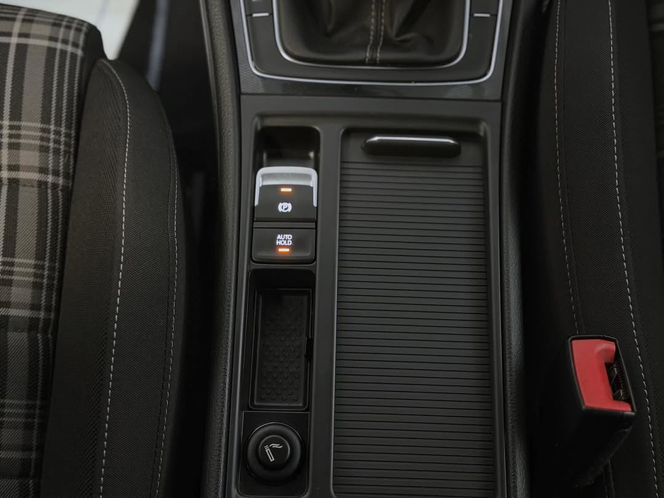 2016 Volkswagen Golf GTD 2.0 TDI 184 PS €14,995