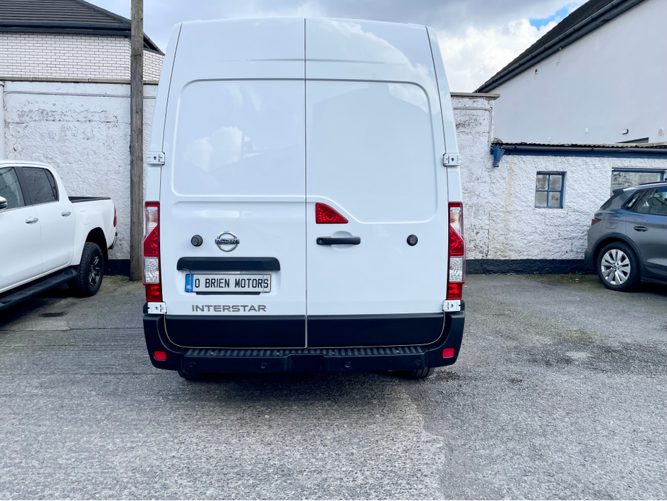 2023 Nissan Interstar - image 21