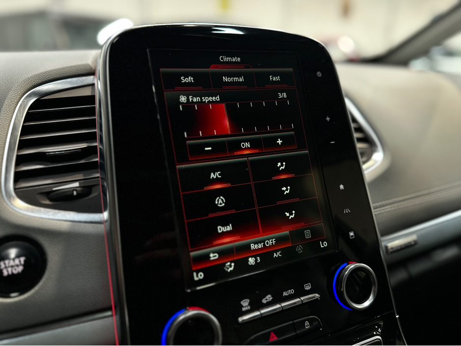 2016 Renault Espace - image 34