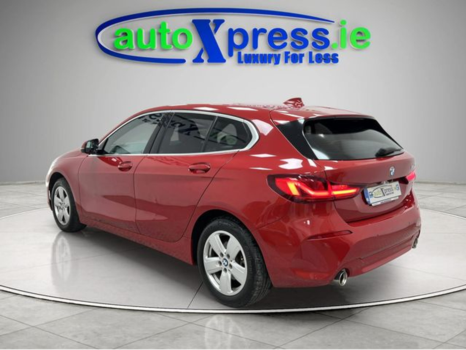 2020 BMW 1 Series - image 11