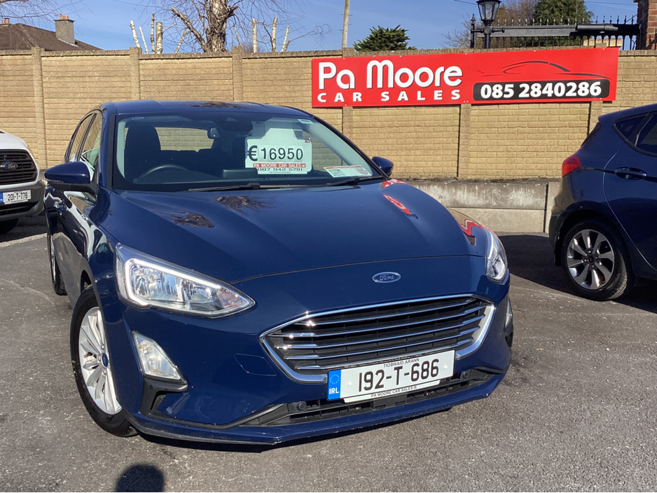 2019 Ford Focus - image 8