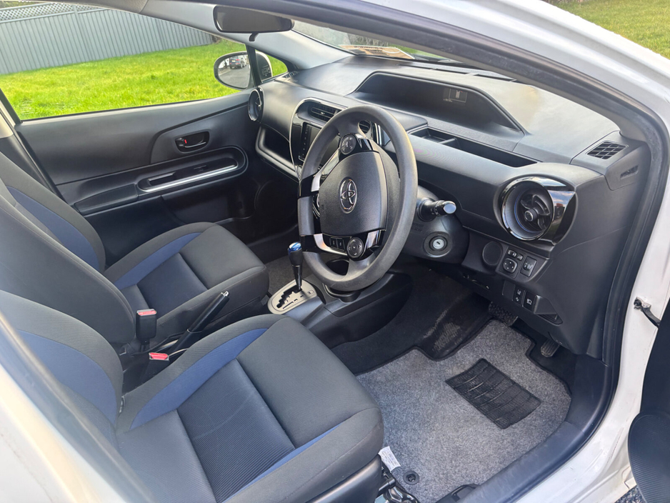 2017 Toyota Aqua 1.8 Hybrid €8,500