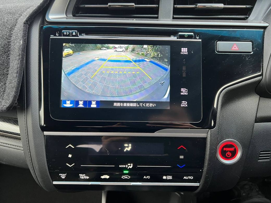 2017 Honda Fit - image 7