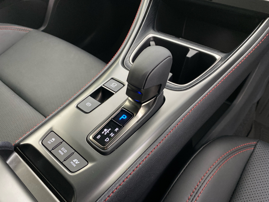 2025 Lexus LBX Emotion €42,650